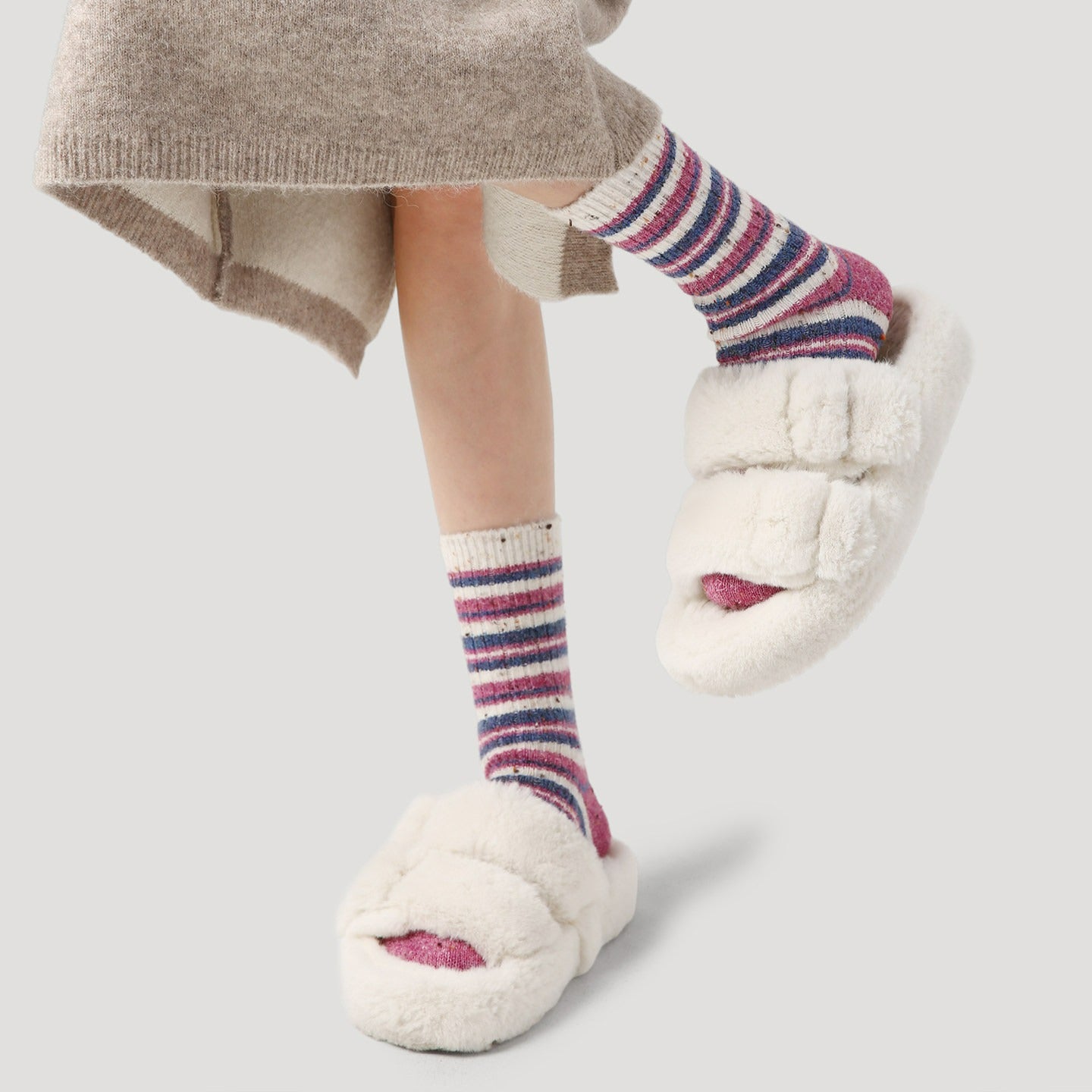 4 Pairs Middle High Colorful Socks